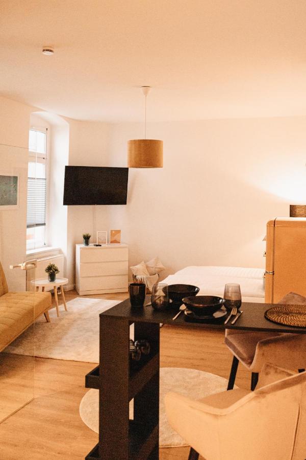 Im Zentrum Mit Parkplatz & Neuem Badezimmer